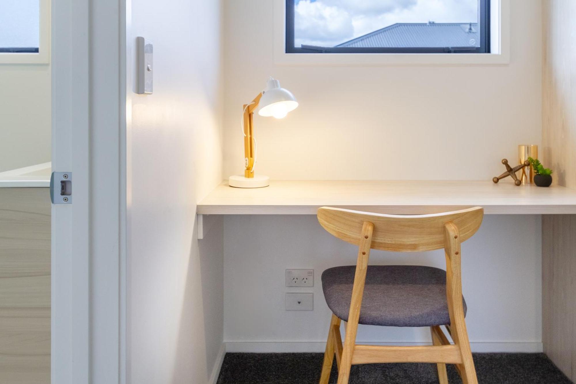 Escape At The Park: 1 Bed 1 Bath W/Carpark Daire Christchurch Dış mekan fotoğraf
