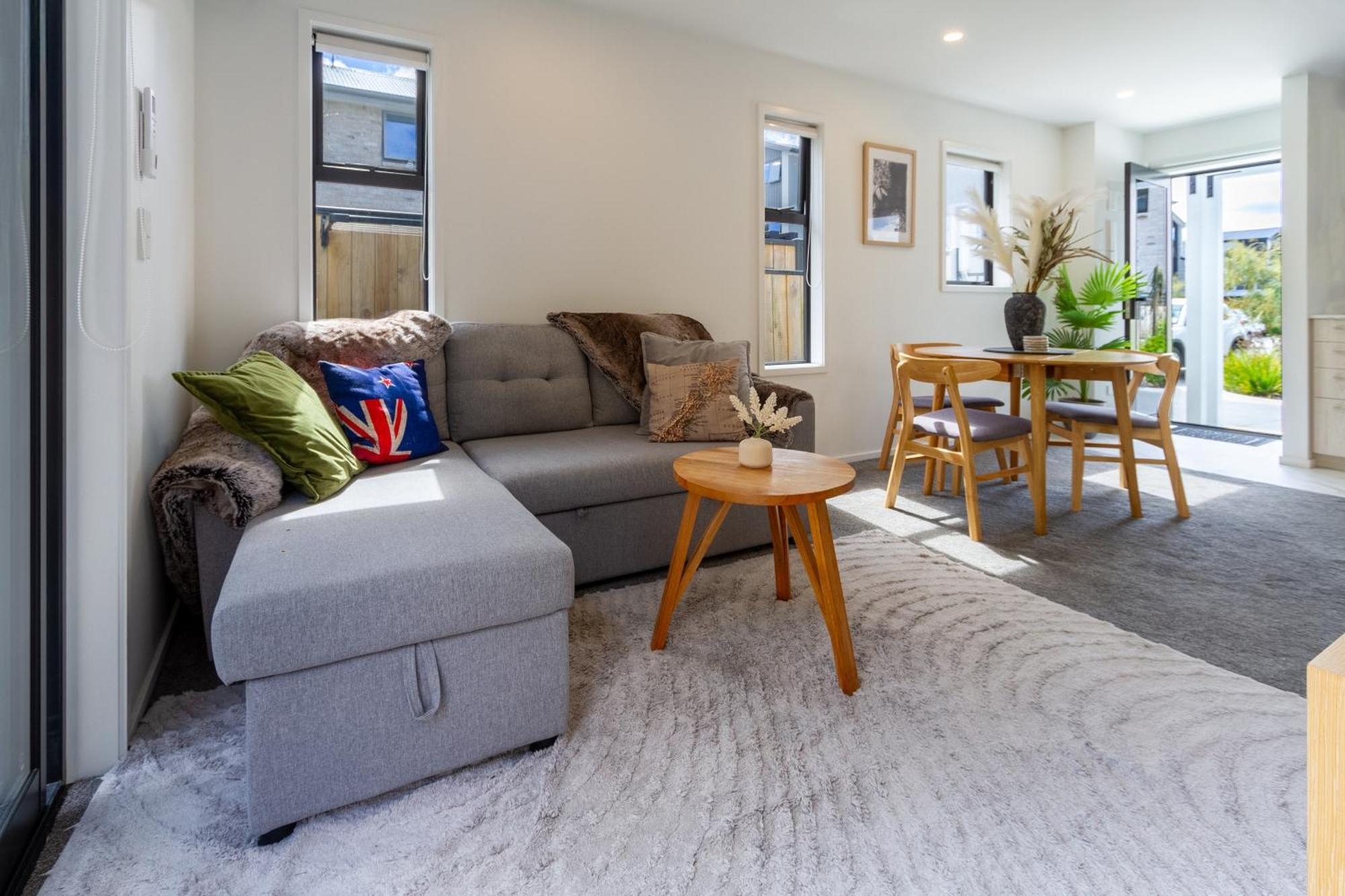 Escape At The Park: 1 Bed 1 Bath W/Carpark Daire Christchurch Dış mekan fotoğraf