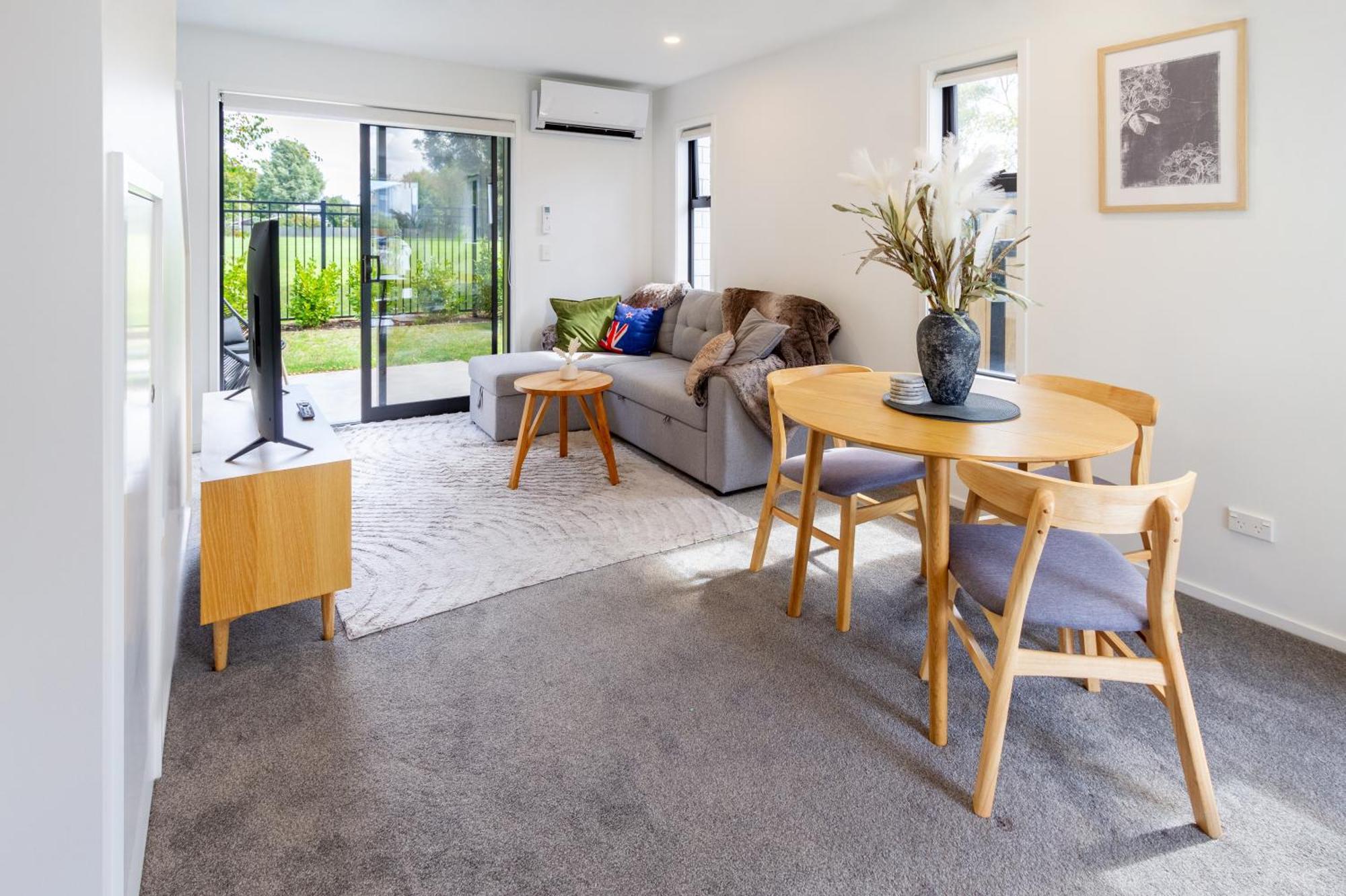 Escape At The Park: 1 Bed 1 Bath W/Carpark Daire Christchurch Dış mekan fotoğraf